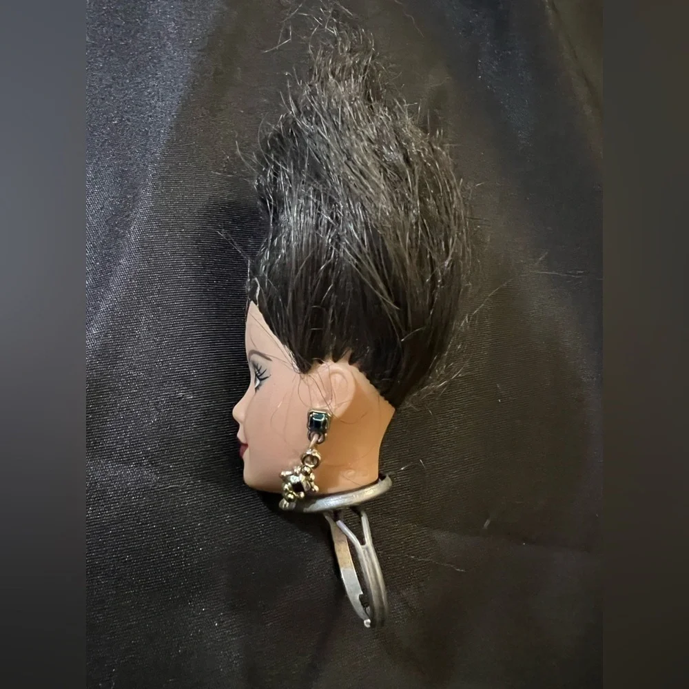 Doll head beaded adjustable rings